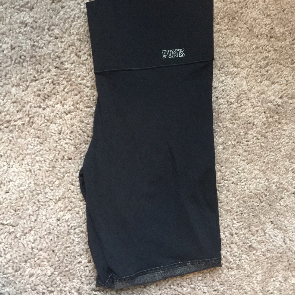 Pink yoga capri pants